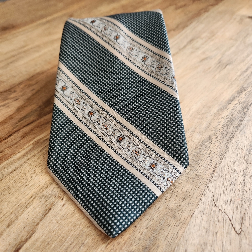 Vintage Montgomery Ward Green and Cream Men's Necktie